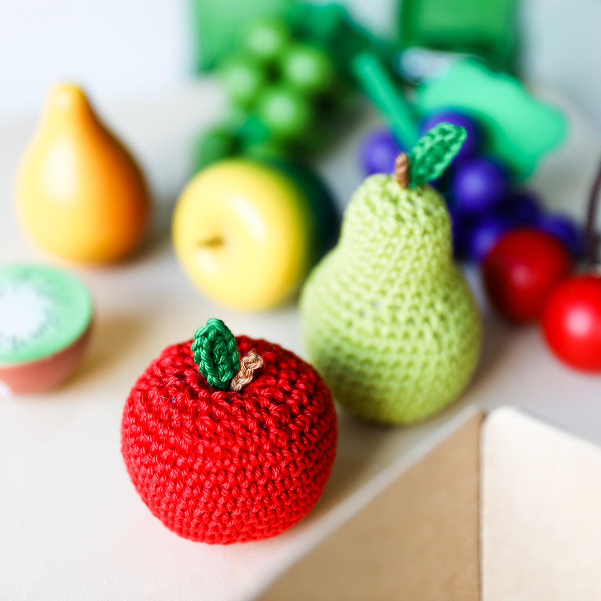 gehäkelter Apfel und Birne