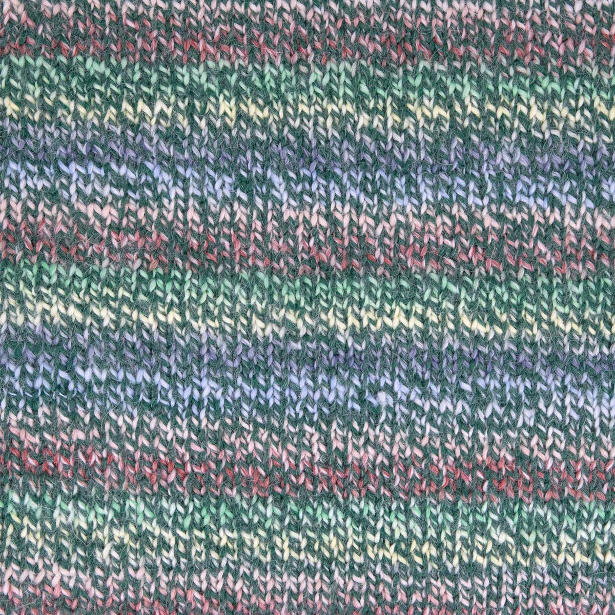 Knitting set hat and scarf with alpaca in patent stitch