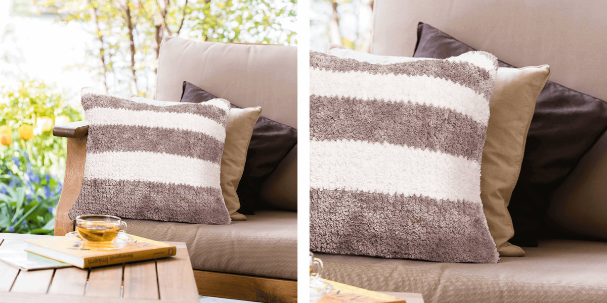 Confortables et douillets : de jolis coussins à crocheter et à tricoter
