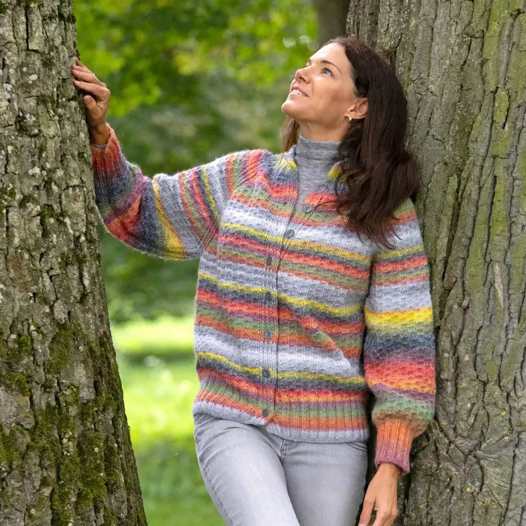 Knitting Kit Luminosa Cardigan with Gradient Top-Down