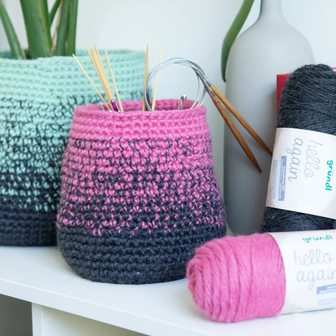 Baskets crocheted with 4 strands