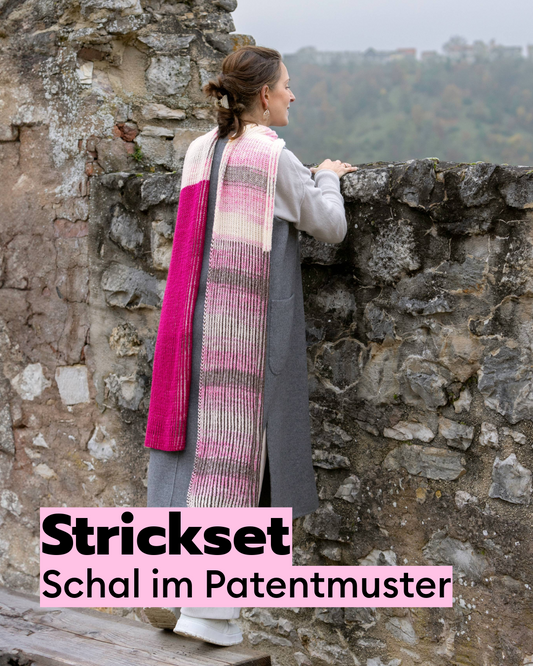 Kit de tricot Écharpe avec motif bicolore en côtes anglaises