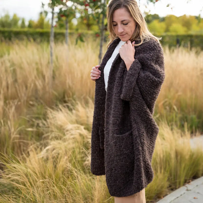 Oversized cardigan knitting kit made from alpaca-merino wool