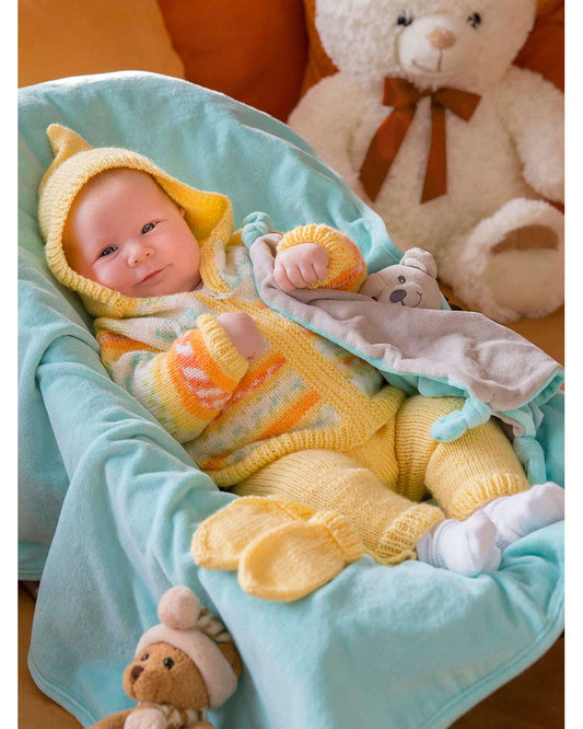 Kapuzenjäckchen, Hose und Fäustlinge