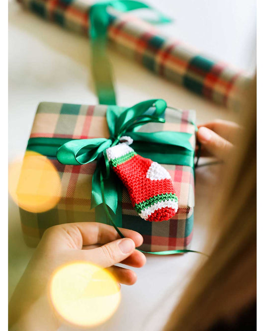 Weihnachtlicher Geschenkanhänger Socke aus Cotton Quick uni